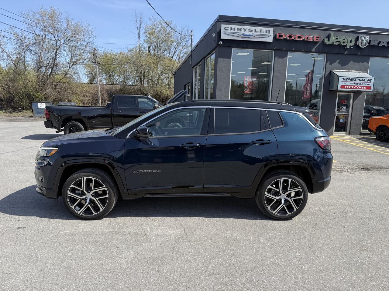 2024 Jeep Compass Limited 4x4 - Power Liftgate - Navigation Photo