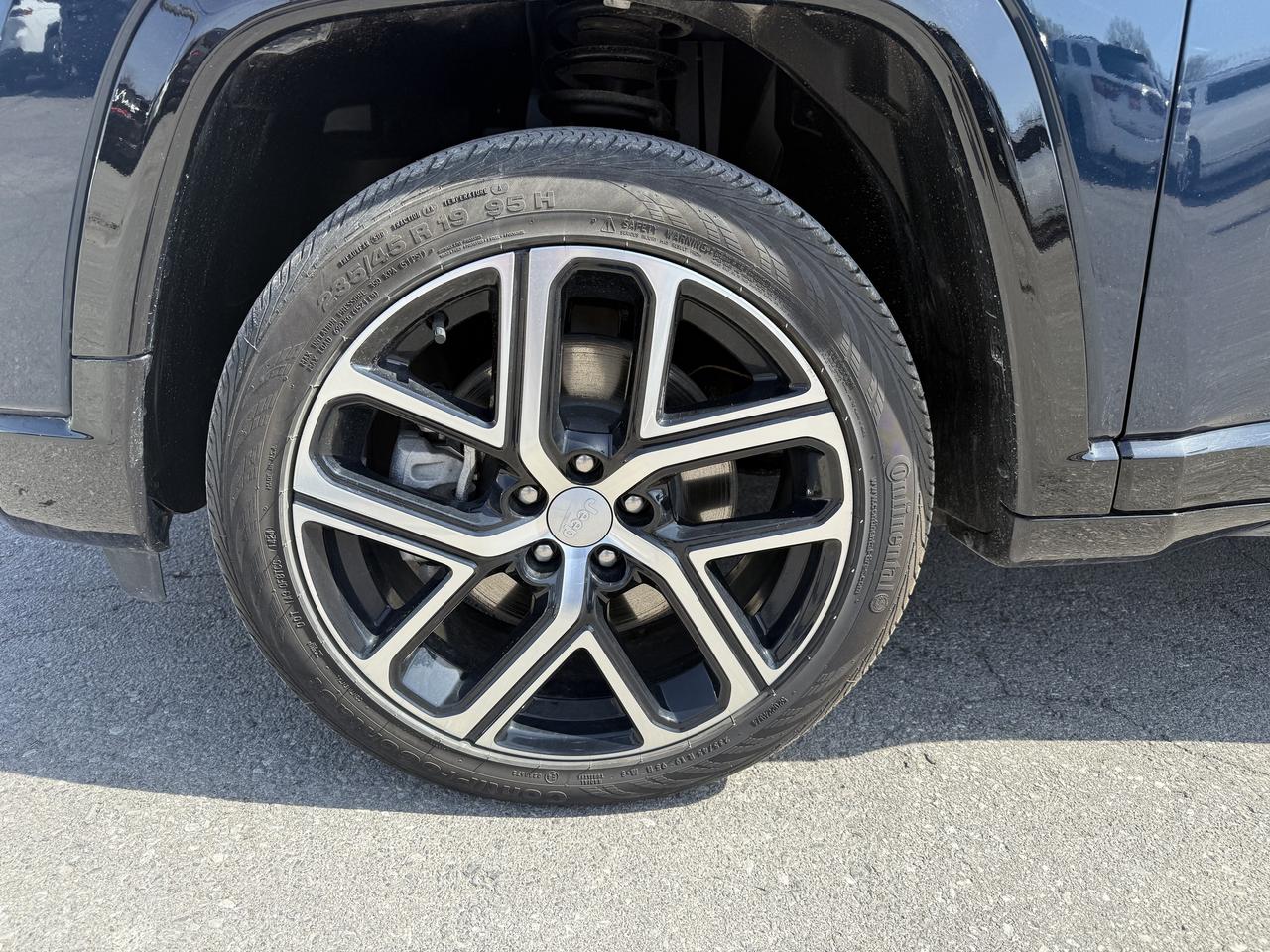2024 Jeep Compass Limited 4x4 - Power Liftgate - Navigation Photo