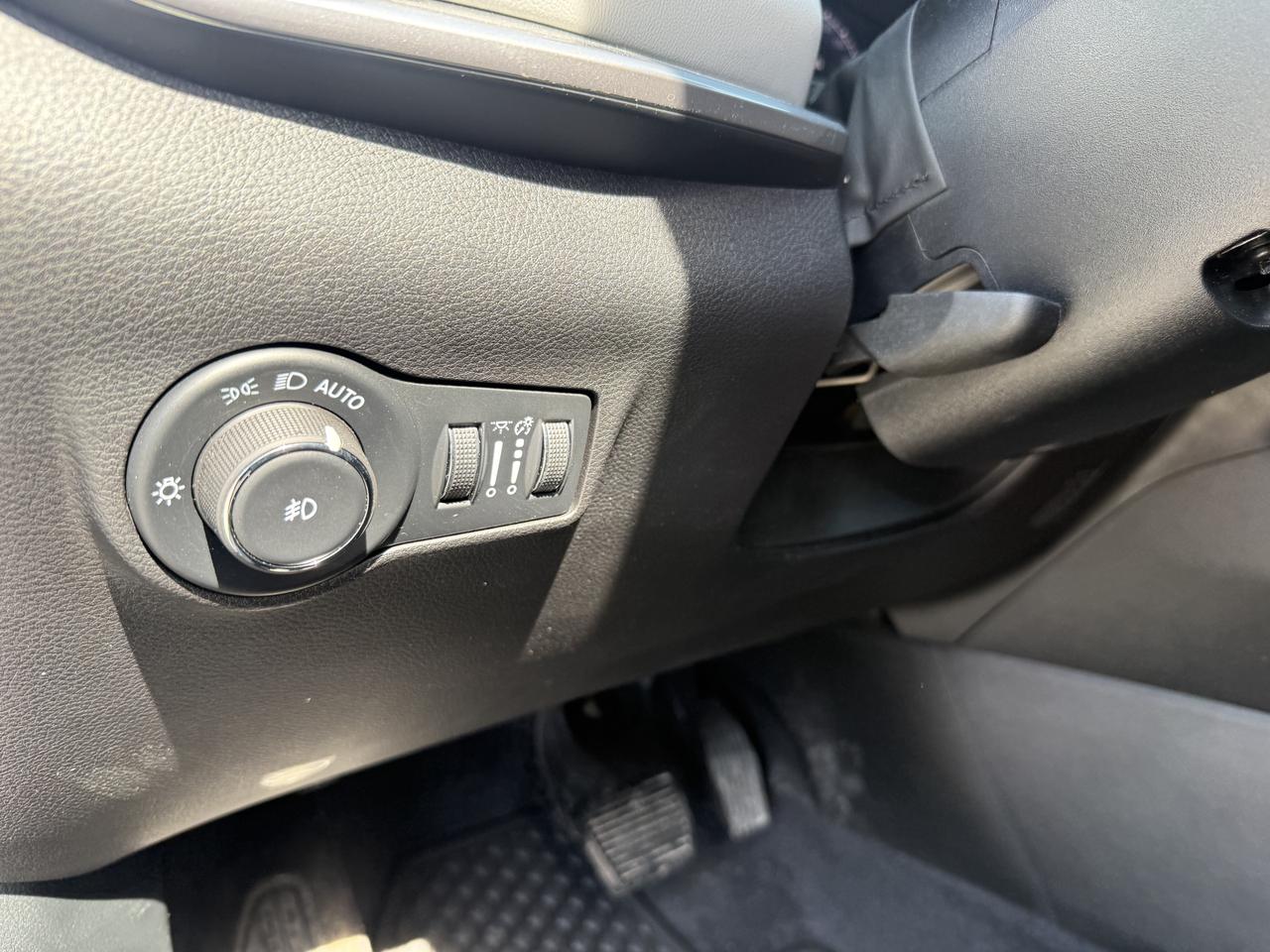 2024 Jeep Compass Limited 4x4 - Power Liftgate - Navigation Photo
