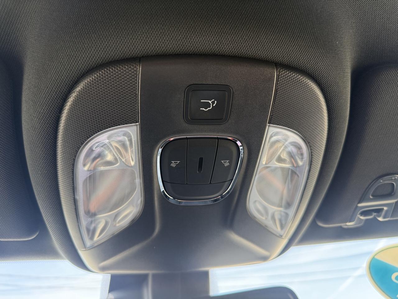 2024 Jeep Compass Limited 4x4 - Power Liftgate - Navigation Photo