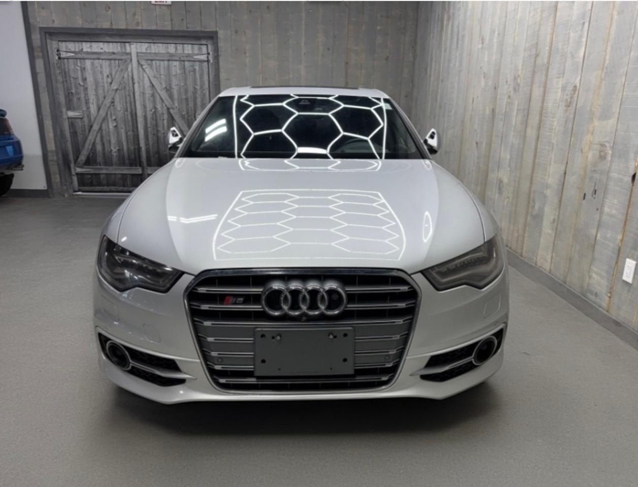 2013 Audi S6 S6 4.0T QUATTRO SEDAN  ACCIDENT FREE  CARBON HUD Photo