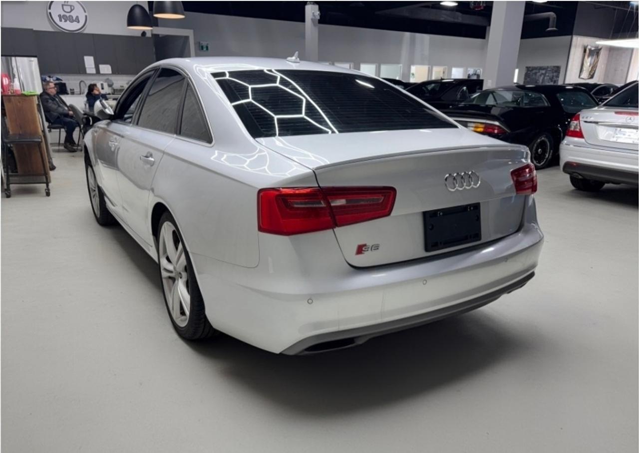 2013 Audi S6 S6 4.0T QUATTRO SEDAN  ACCIDENT FREE  CARBON HUD Photo