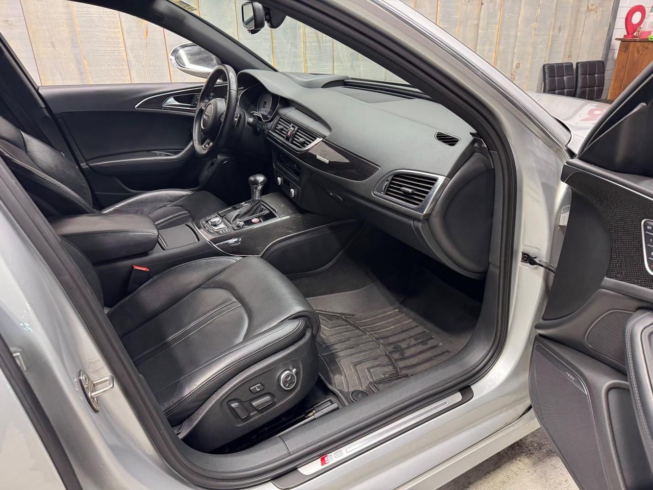 2013 Audi S6 S6 4.0T QUATTRO SEDAN  ACCIDENT FREE  CARBON HUD Photo