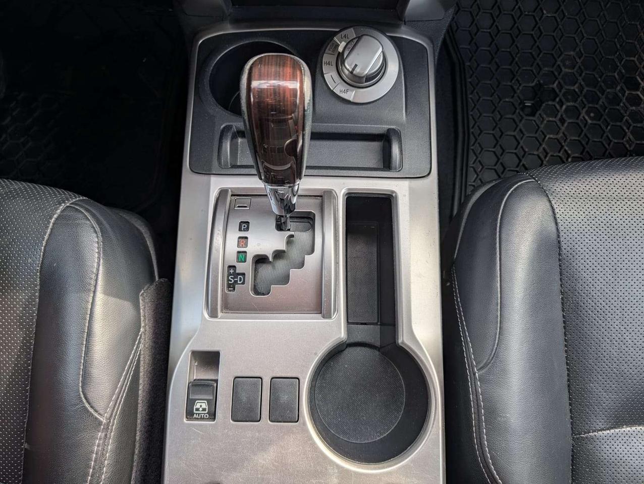 2015 Toyota 4Runner SR5 Photo