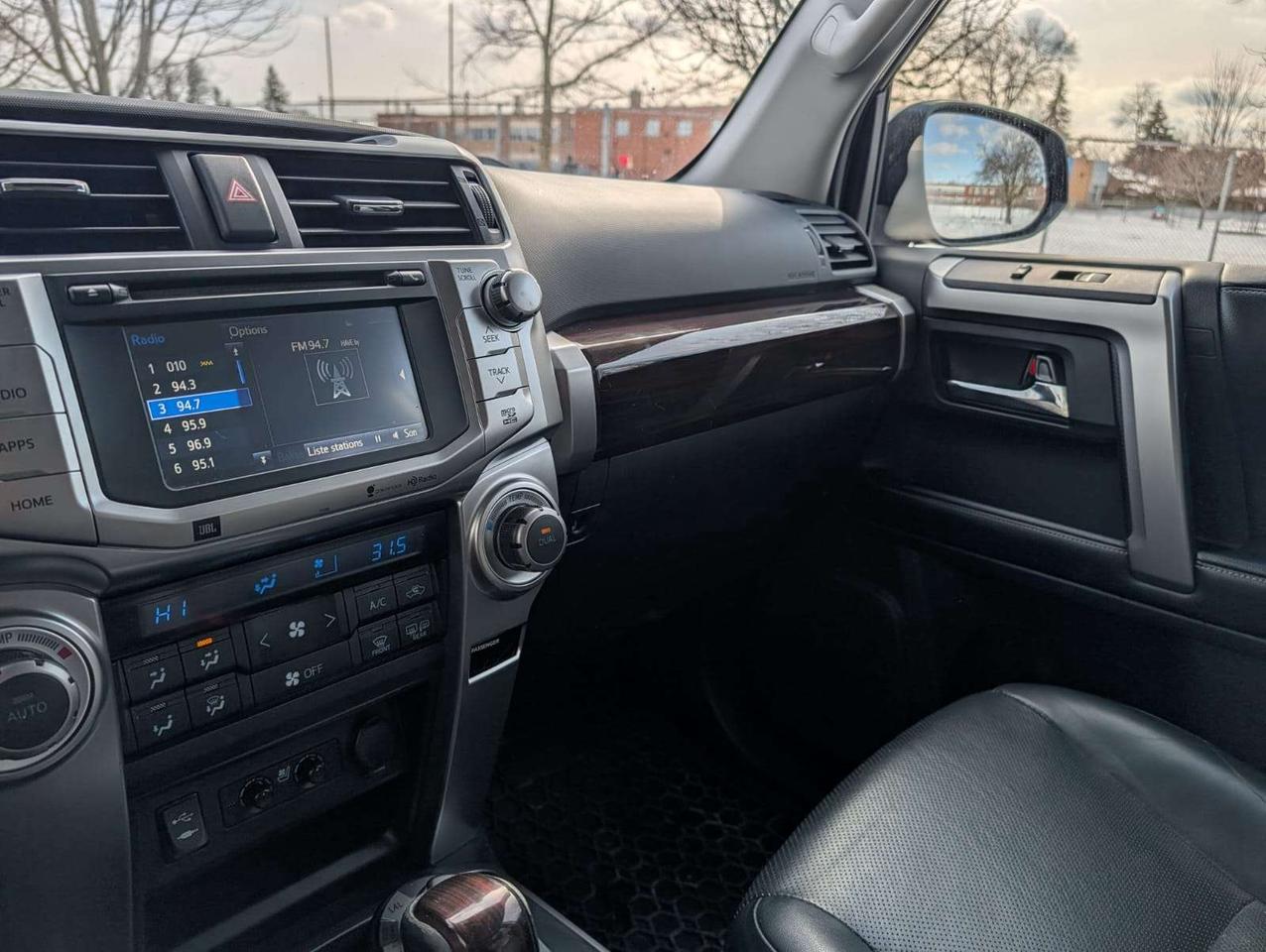 2015 Toyota 4Runner SR5 Photo