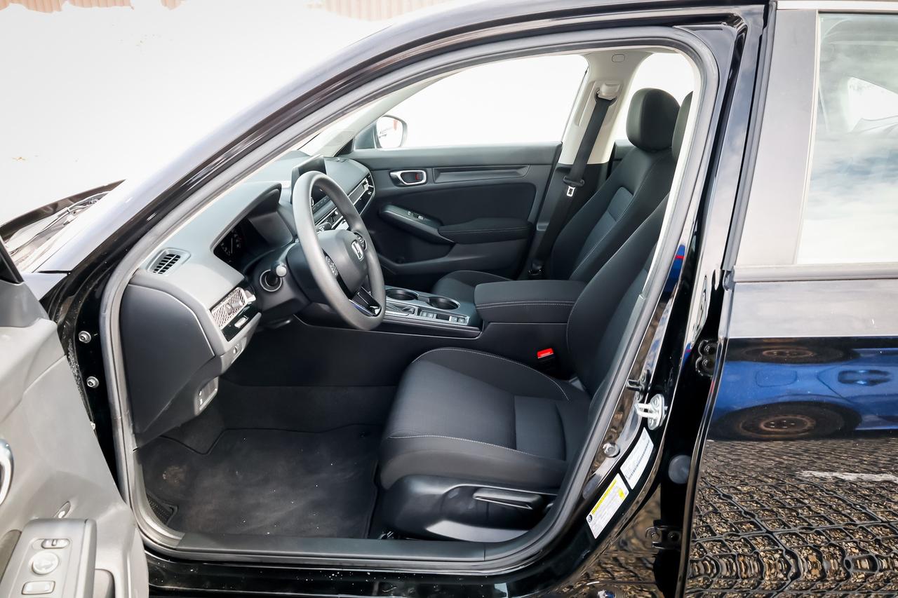 2022 Honda Civic LX 4dr Sedan Photo