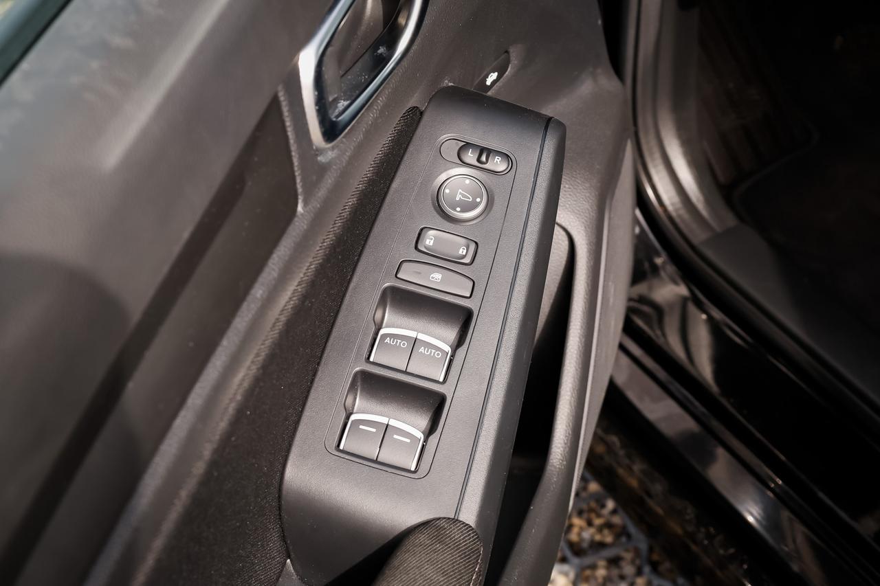 2022 Honda Civic LX 4dr Sedan Photo