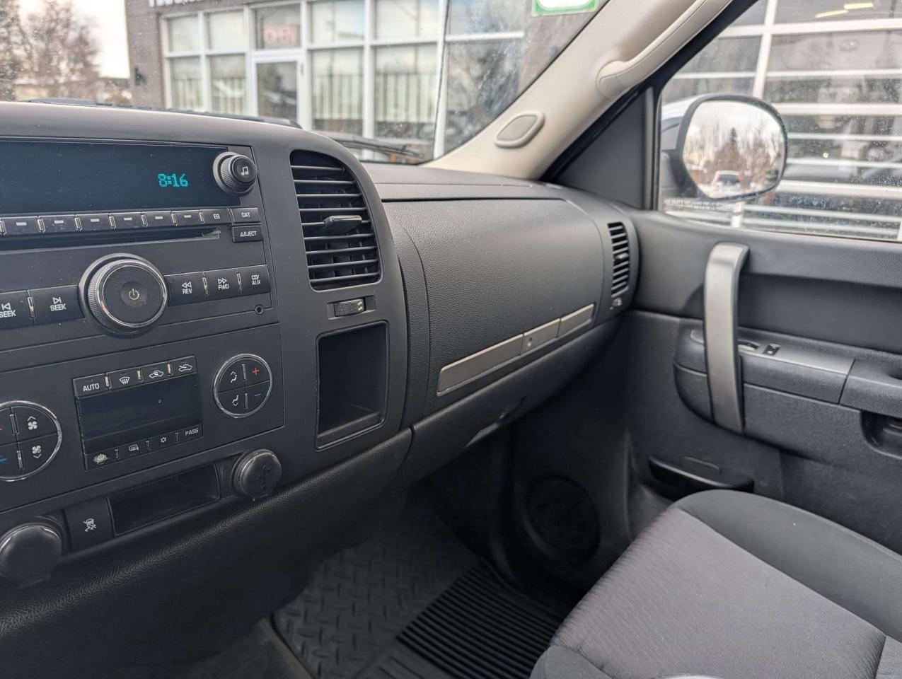 2011 GMC Sierra 1500 SLE Photo