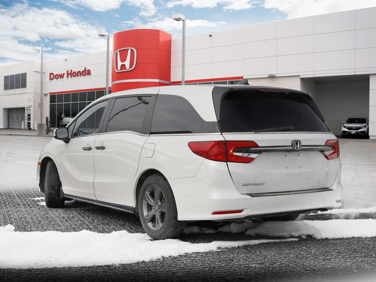 2023 Honda Odyssey EX Passenger Van Photo3