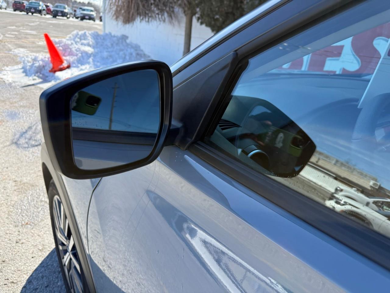 2024 Nissan Kicks SV 4dr Front-Wheel Drive Photo