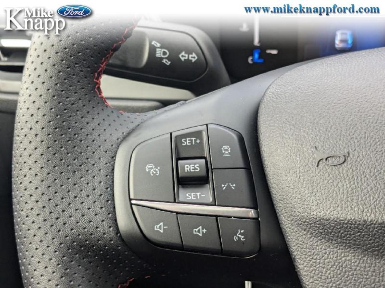 2025 Ford Escape ST-Line Photo