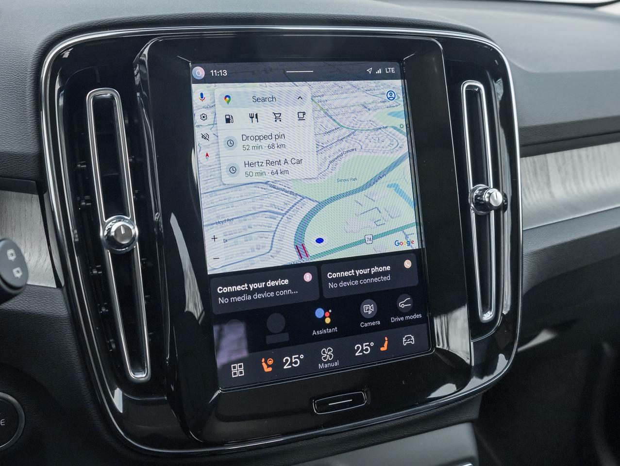 2025 Volvo XC40 B5 AWD PLUS Dark Theme CPO FIN RATE 4%* (84M) Photo