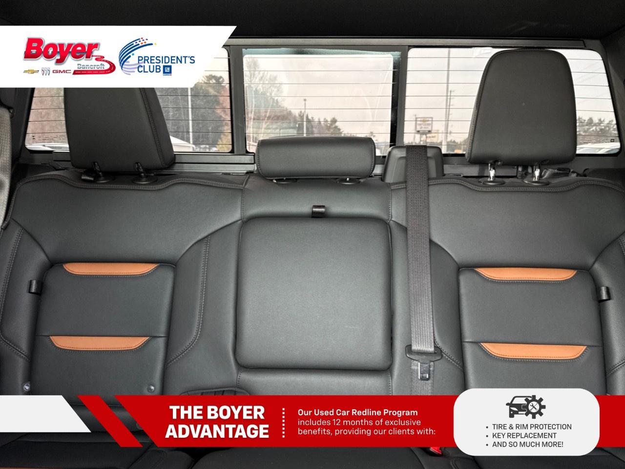 2025 GMC Sierra 1500 Crew Cab Short Box 4-Wheel Drive AT4 Photo