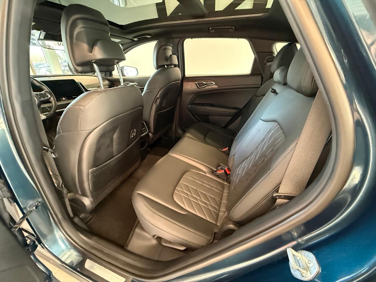 2023 Kia Sportage X-Line Limited w/Black Interior 4dr All-Wheel Drive Photo