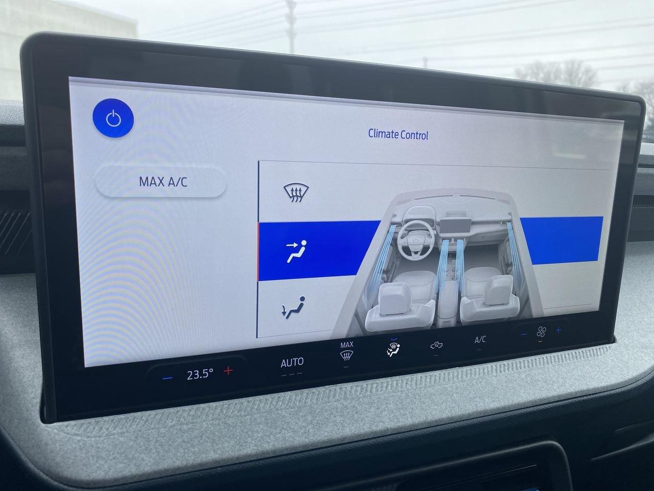 2026 Ford Maverick XLT Photo