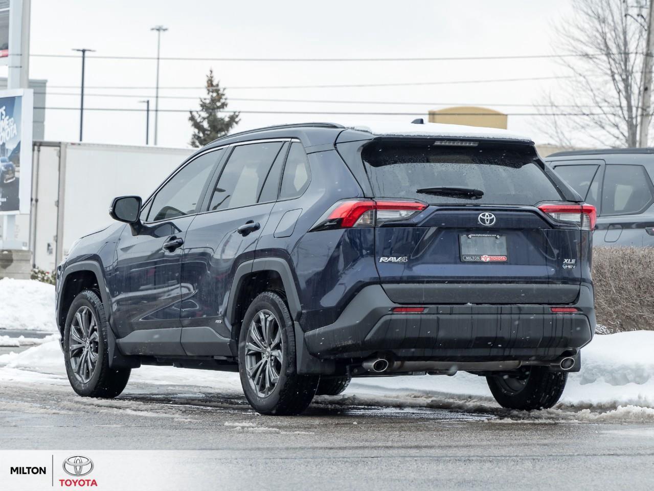 2025 Toyota RAV4 Hybrid XLE PREMIUM AWD LEATHER SEATING SUNROOF CARPLAY TC Photo