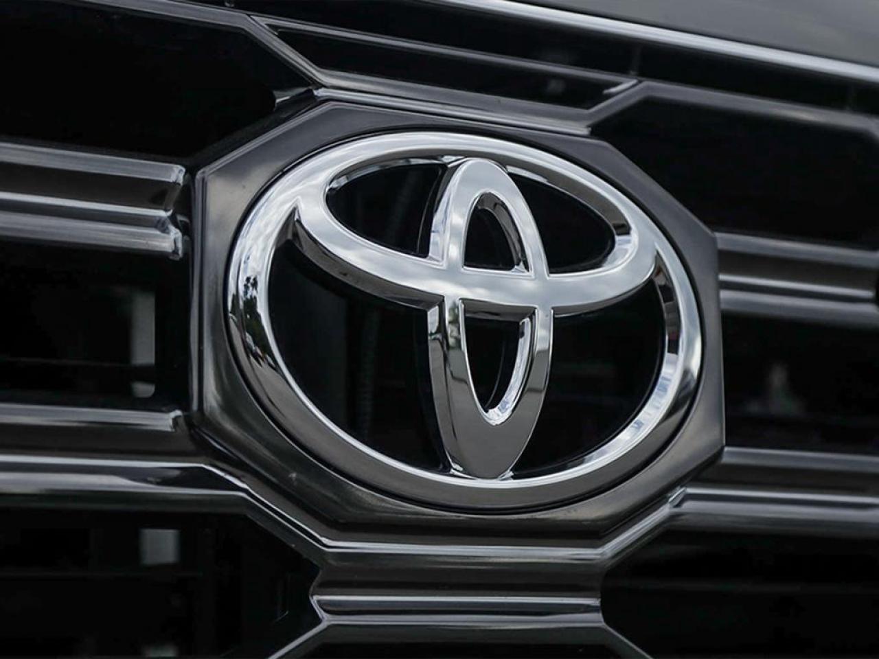 2026 Toyota Sequoia Platinum 4dr 4x4 Photo