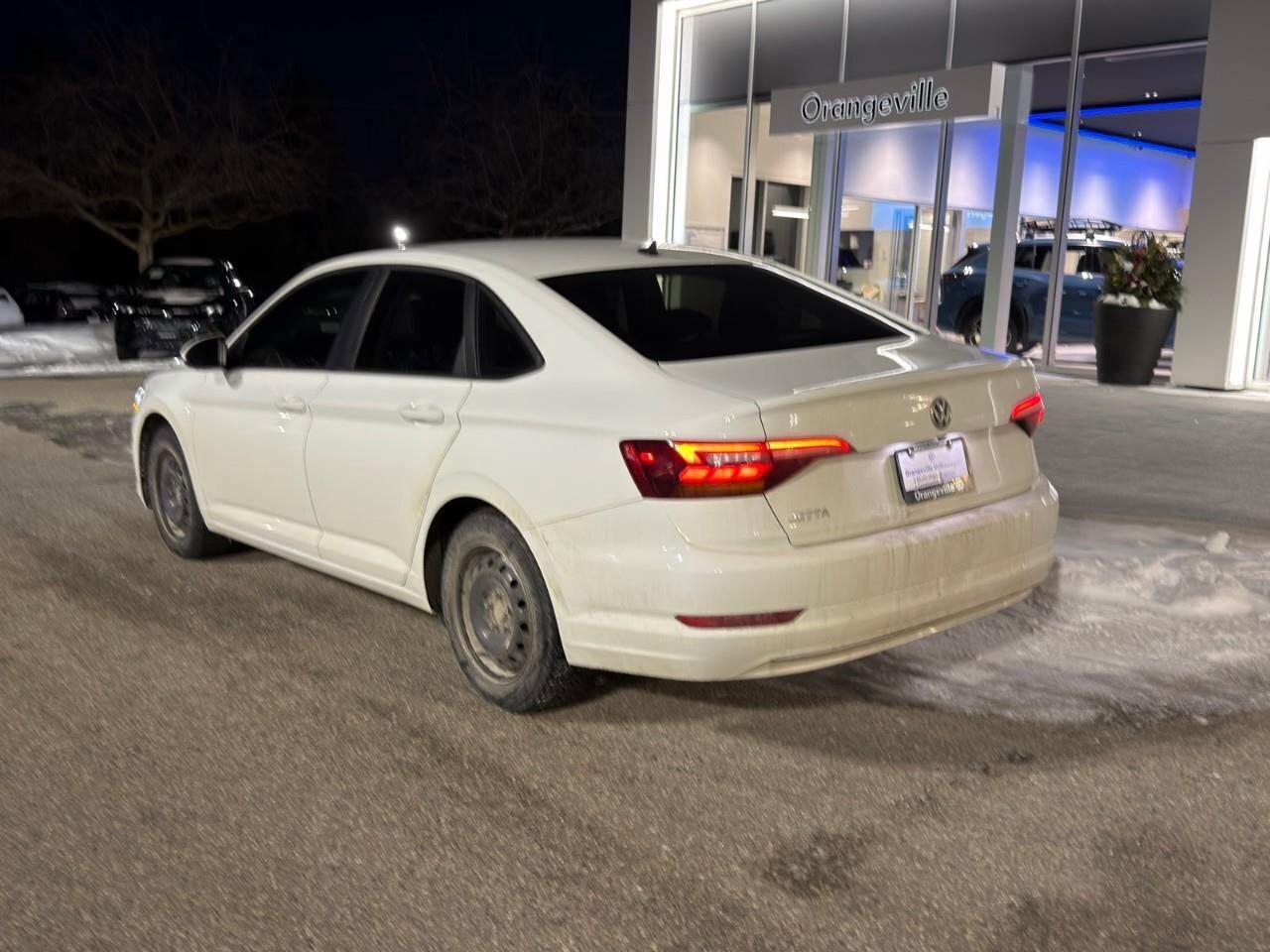 2019 Volkswagen Jetta Comfortline AUTO Photo