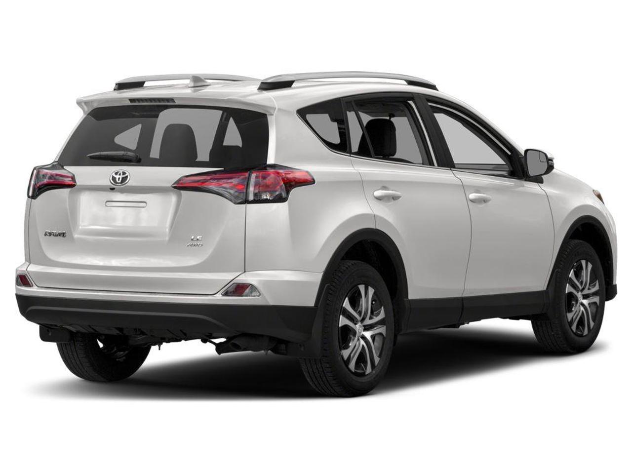 2017 Toyota RAV4 LE 4dr Front-wheel Drive Photo