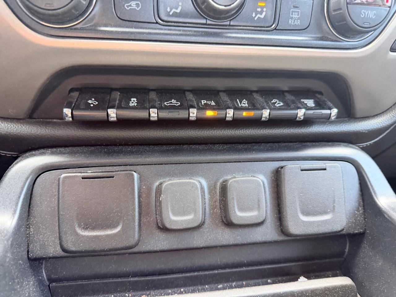 2019 GMC SIERRA 2500HD 4WD Crew Cab 153.7  Denali Photo