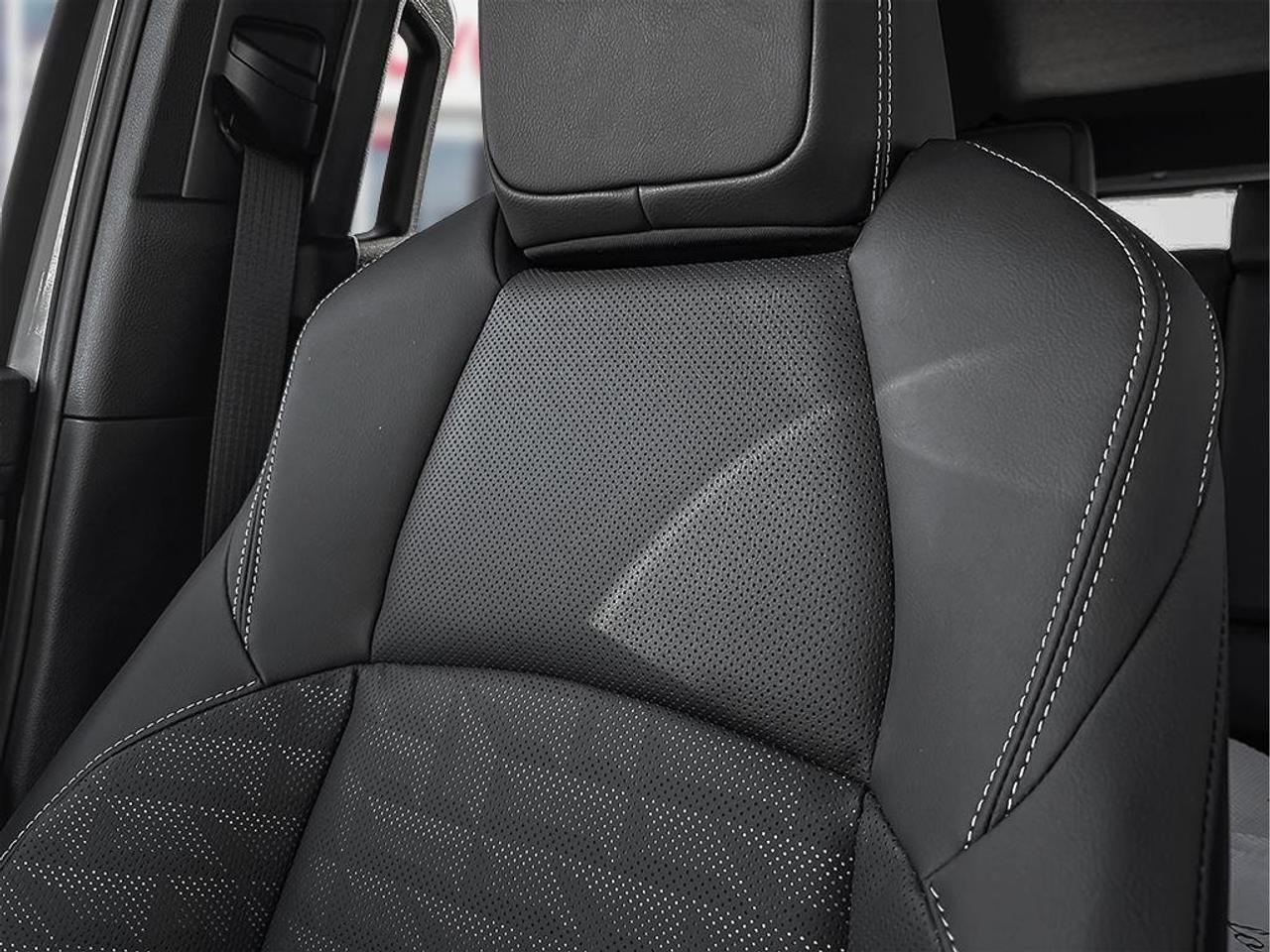 2026 Toyota 4Runner Base 4dr 4x4 Photo