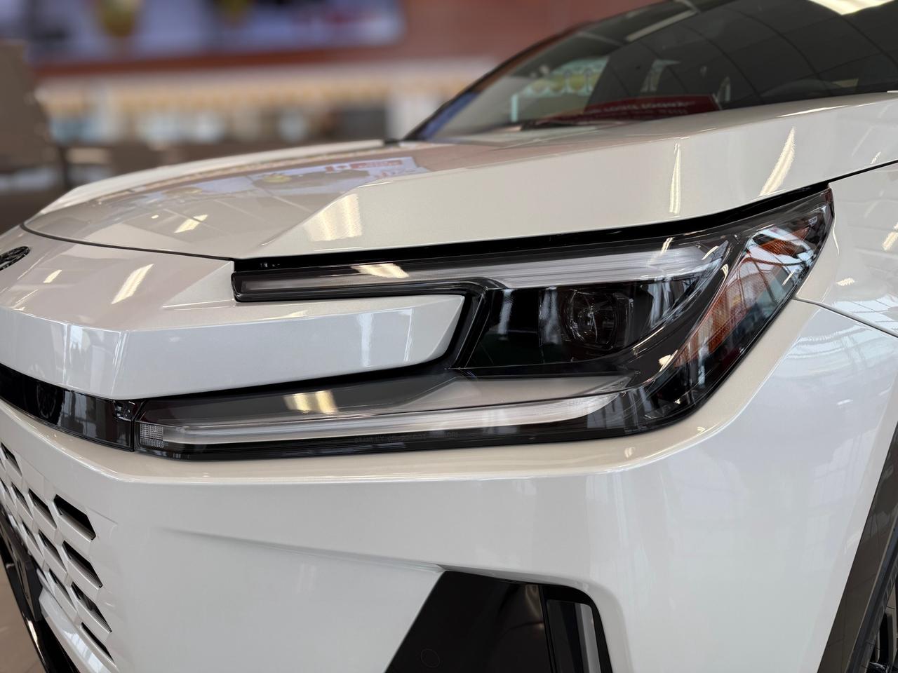 2026 Toyota RAV4 XSE 4dr All-Wheel Drive Photo3