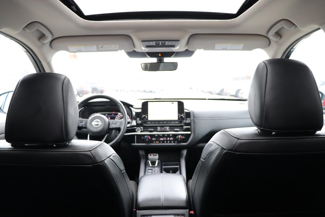 2024 Nissan Pathfinder SL PREMIUM PACKAGE 1 OWNER Photo