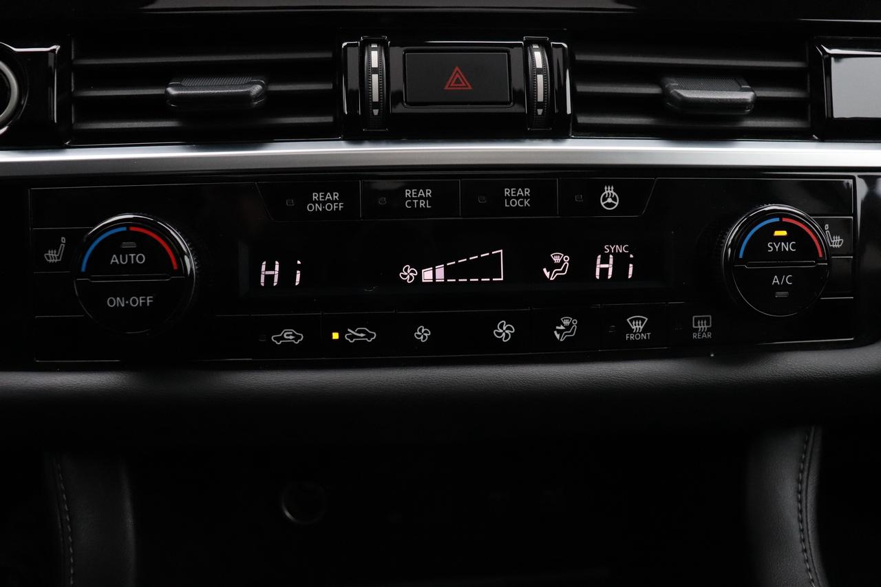 2024 Nissan Pathfinder SL PREMIUM PACKAGE 1 OWNER Photo