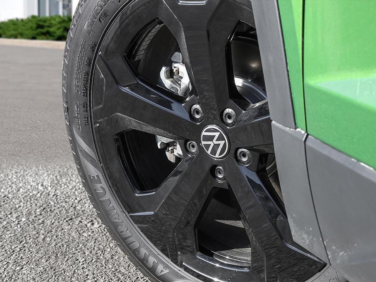 2025 Volkswagen Taos Comfortline Photo