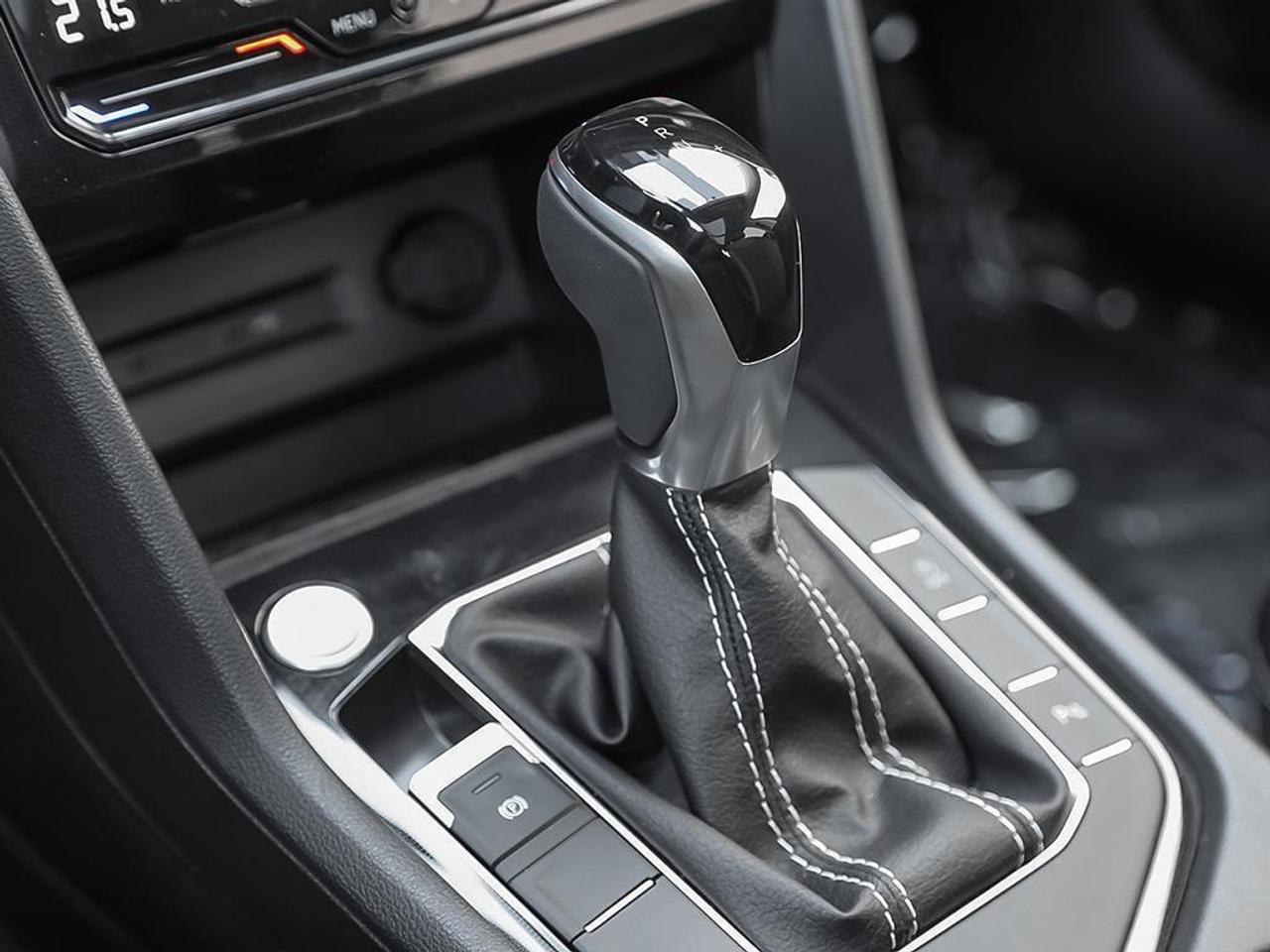 2025 Volkswagen Taos Comfortline Photo