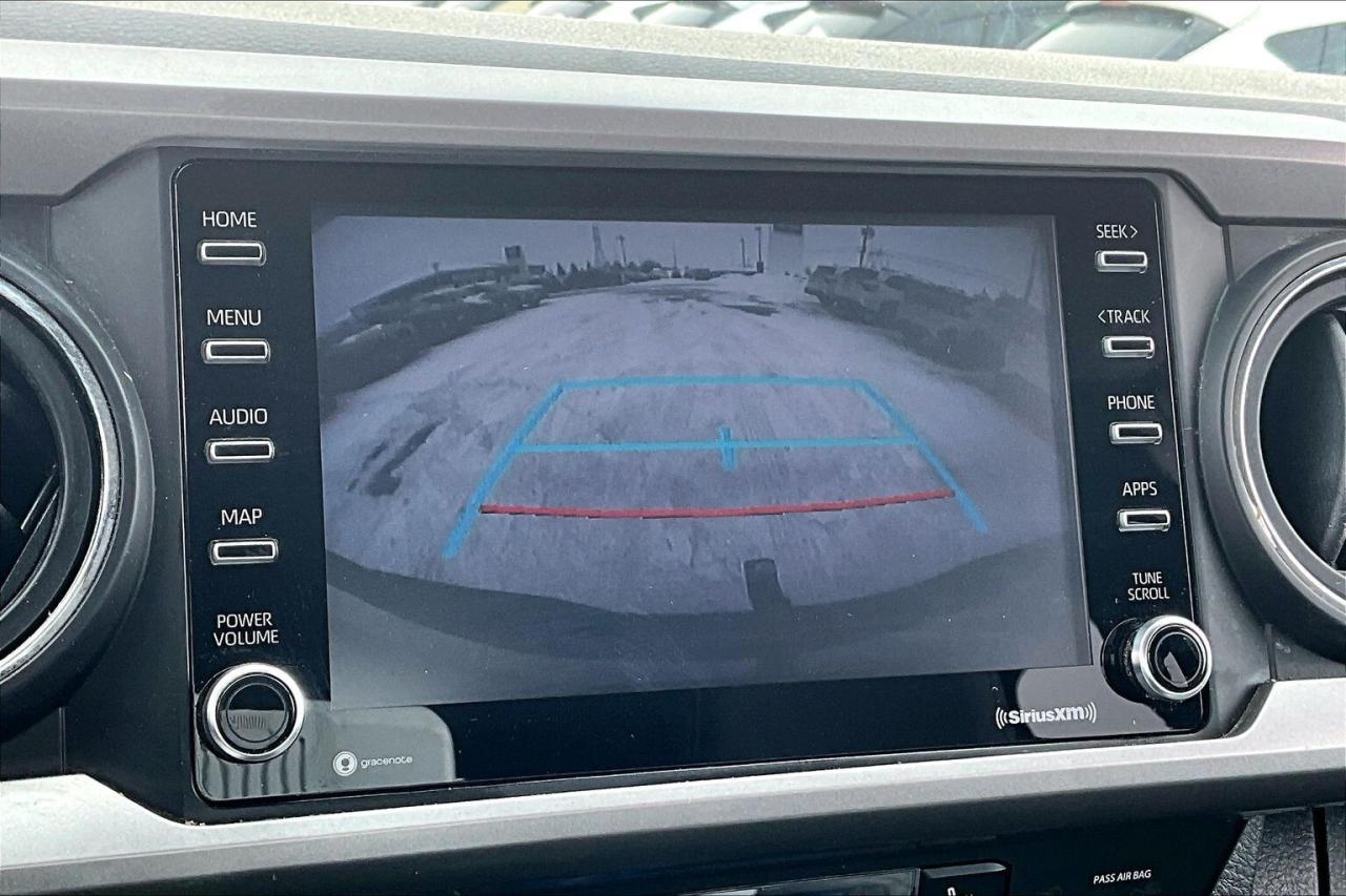 2021 Toyota Tacoma SR5 4X4   NO ACCIDENTS   ONE OWNER   TONNEAU COVER Photo