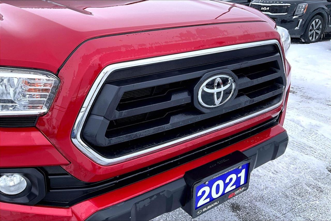 2021 Toyota Tacoma SR5 4X4   NO ACCIDENTS   ONE OWNER   TONNEAU COVER Photo