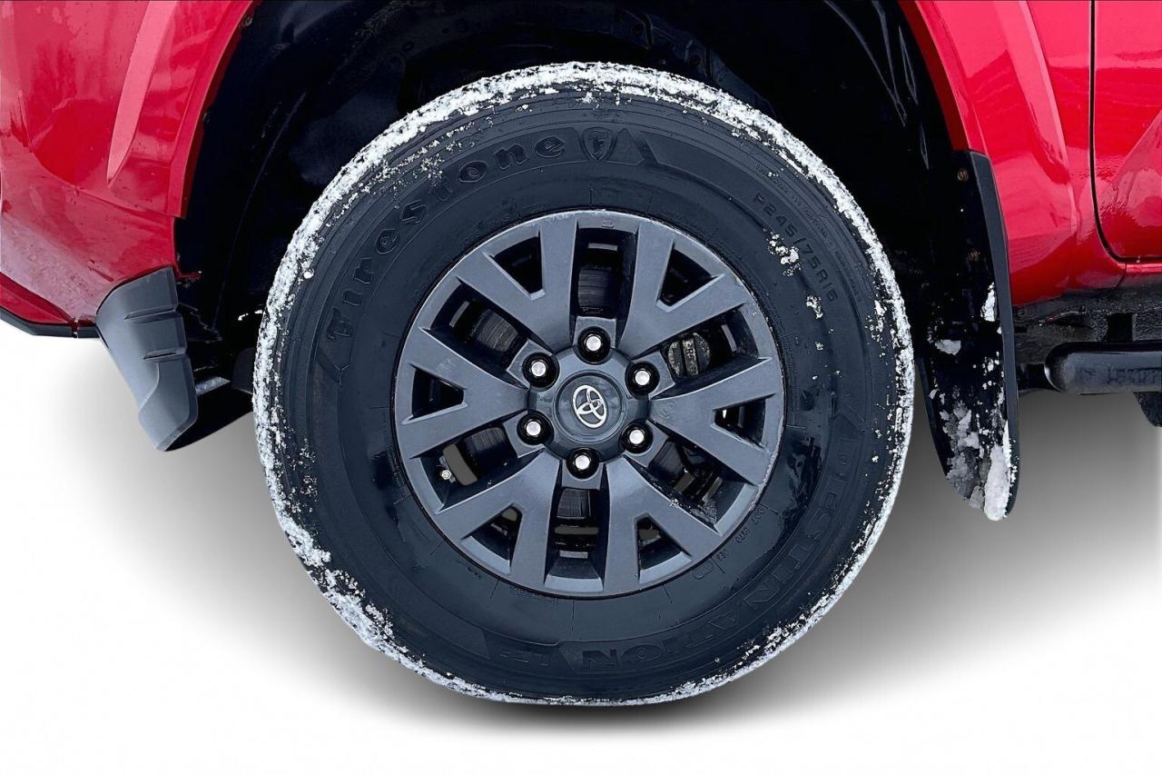 2021 Toyota Tacoma SR5 4X4   NO ACCIDENTS   ONE OWNER   TONNEAU COVER Photo