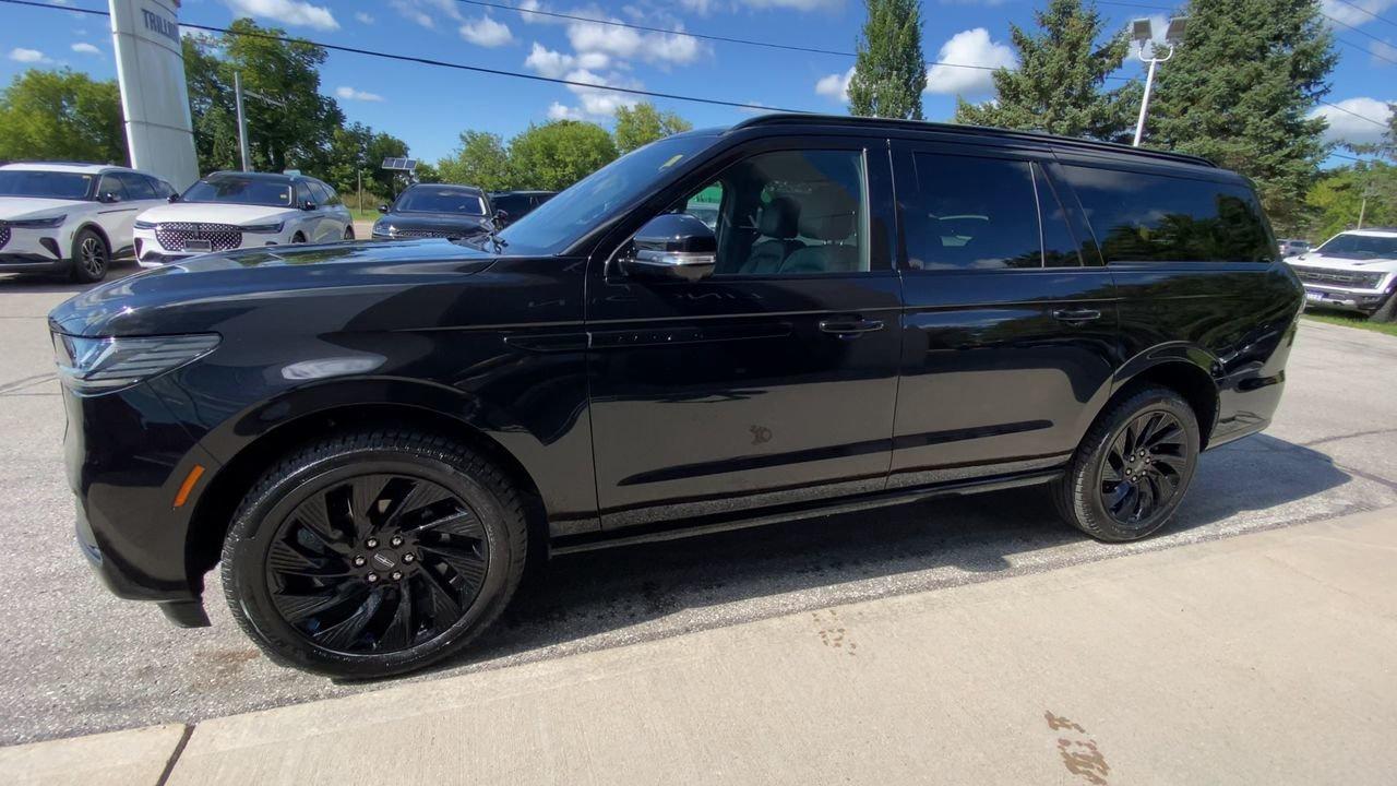 2026 Lincoln Navigator Reserve L Photo