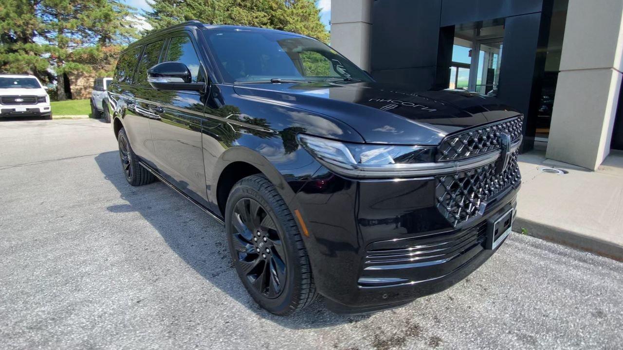 2026 Lincoln Navigator Reserve L Photo5
