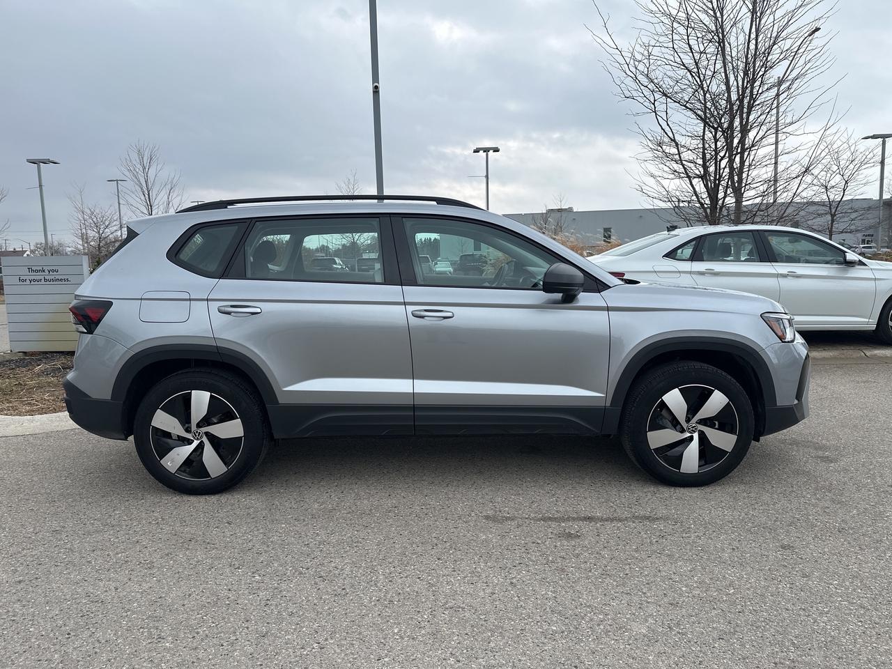 2025 Volkswagen Taos Trendline 4Motion Photo4