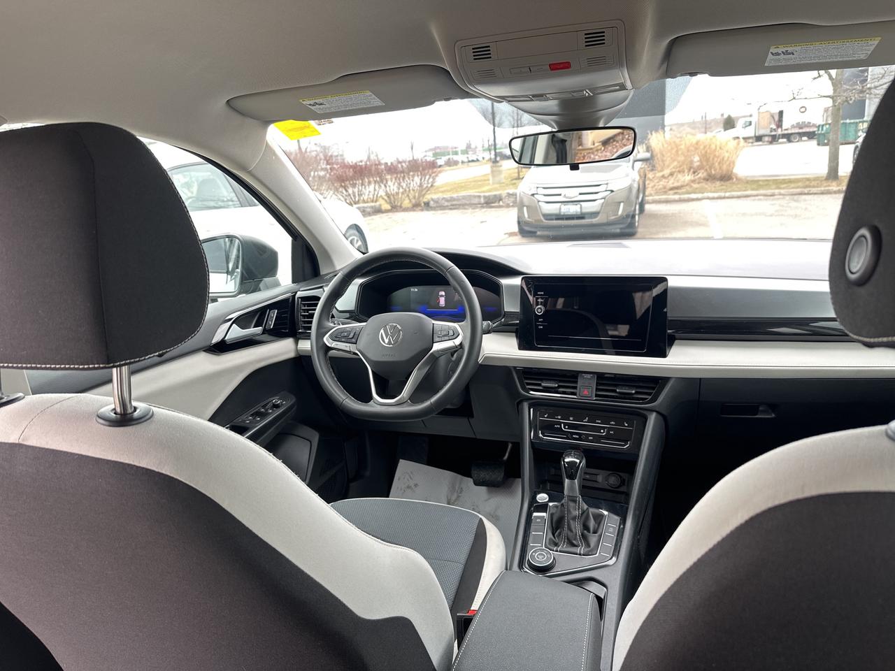 2025 Volkswagen Taos Trendline 4Motion Photo