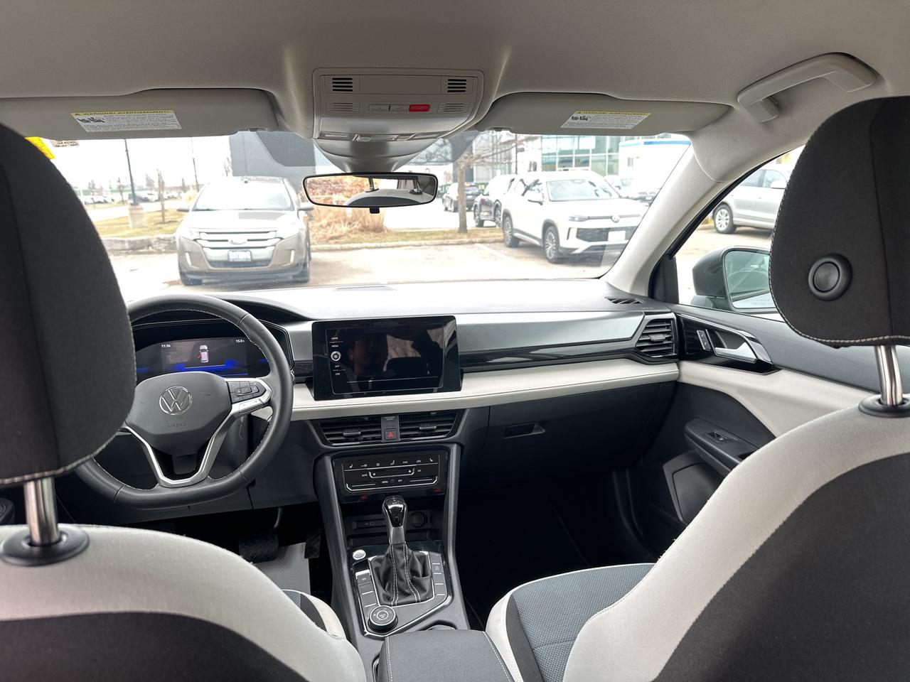 2025 Volkswagen Taos Trendline 4Motion Photo