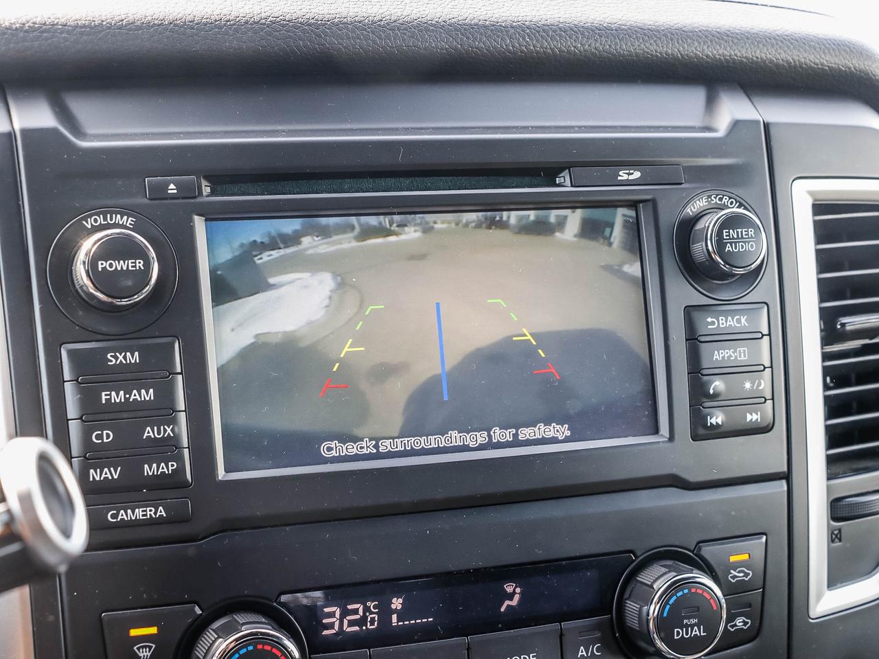 2018 Nissan Titan 4x4 Crew Cab SV Midnight Edition Photo