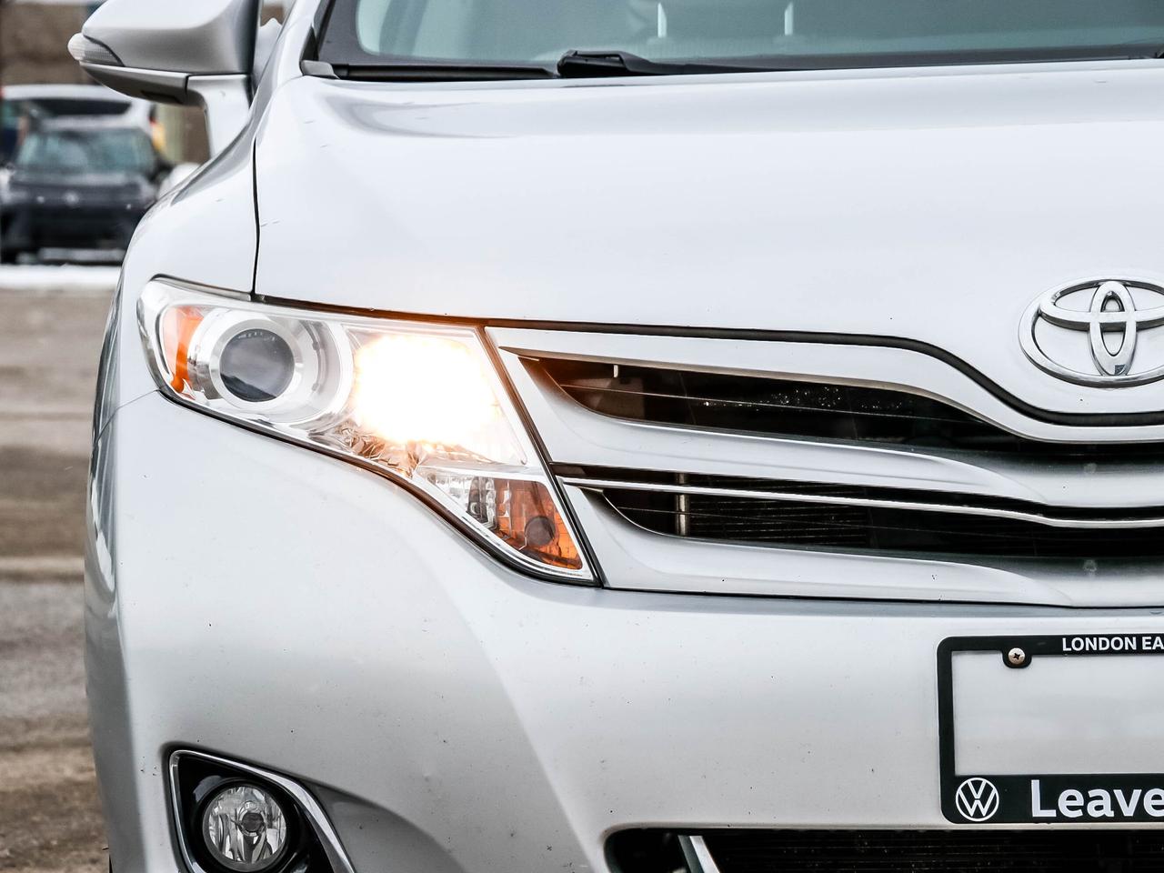 2013 Toyota Venza 4DR WGN Photo2