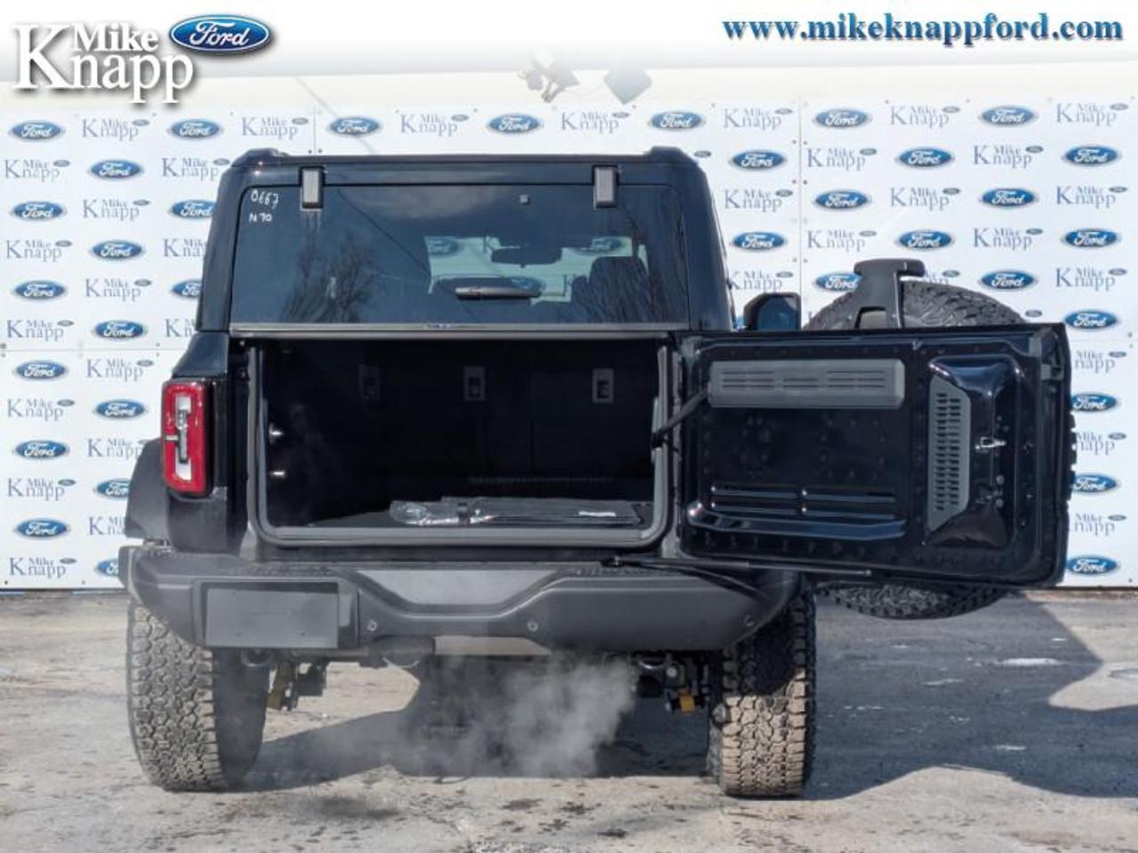 2026 Ford Bronco Badlands Photo4