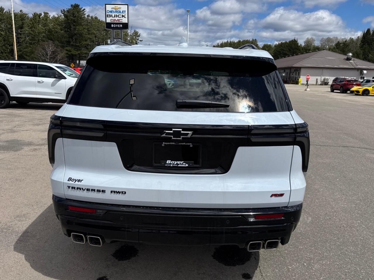 2026 Chevrolet Traverse AWD 4dr RS Photo