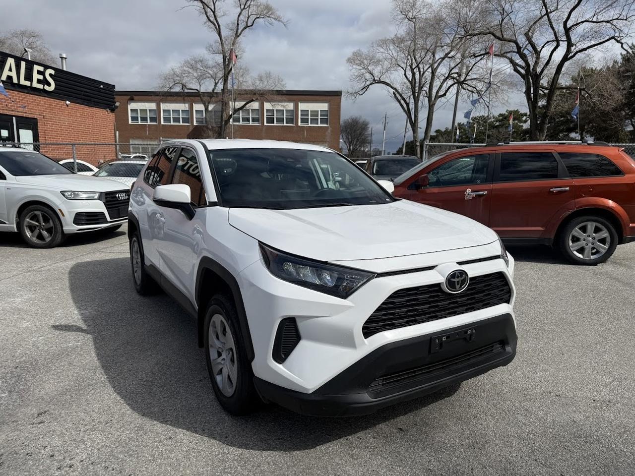 2024 Toyota RAV4 No Accidents l AWD l LE l Toyota Warranty l Photo