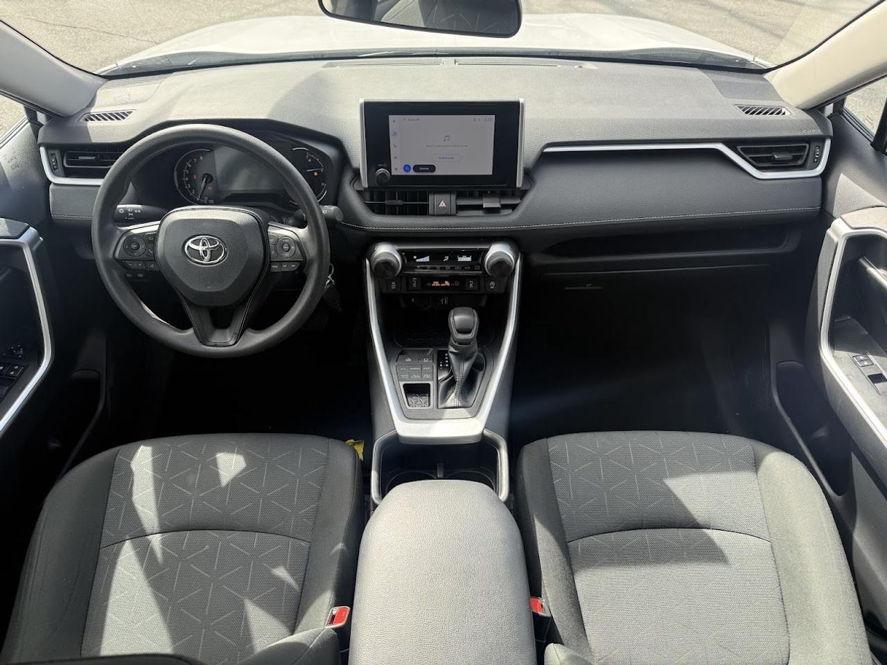 2024 Toyota RAV4 No Accidents l AWD l LE l Toyota Warranty l Photo
