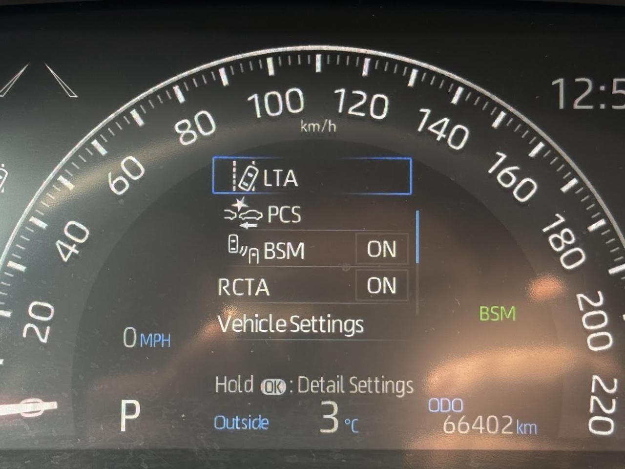 2024 Toyota RAV4 No Accidents l AWD l LE l Toyota Warranty l Photo