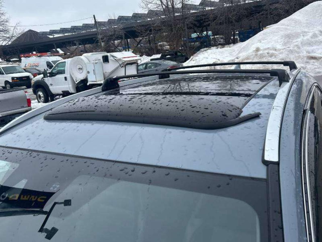 2022 Honda CR-V Touring l One Owner l Urban Grey l AWD l Photo