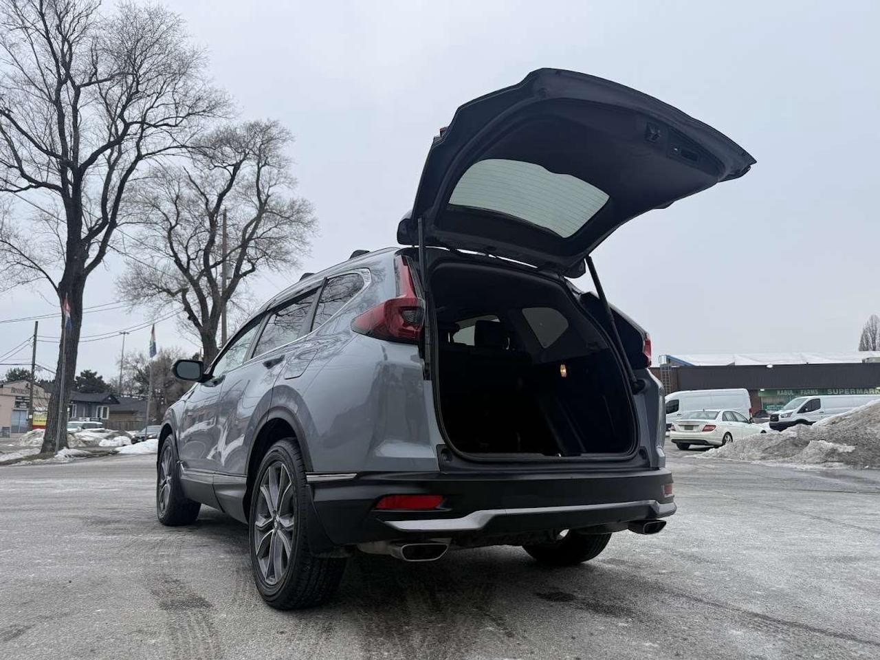 2022 Honda CR-V Touring l One Owner l Urban Grey l AWD l Photo
