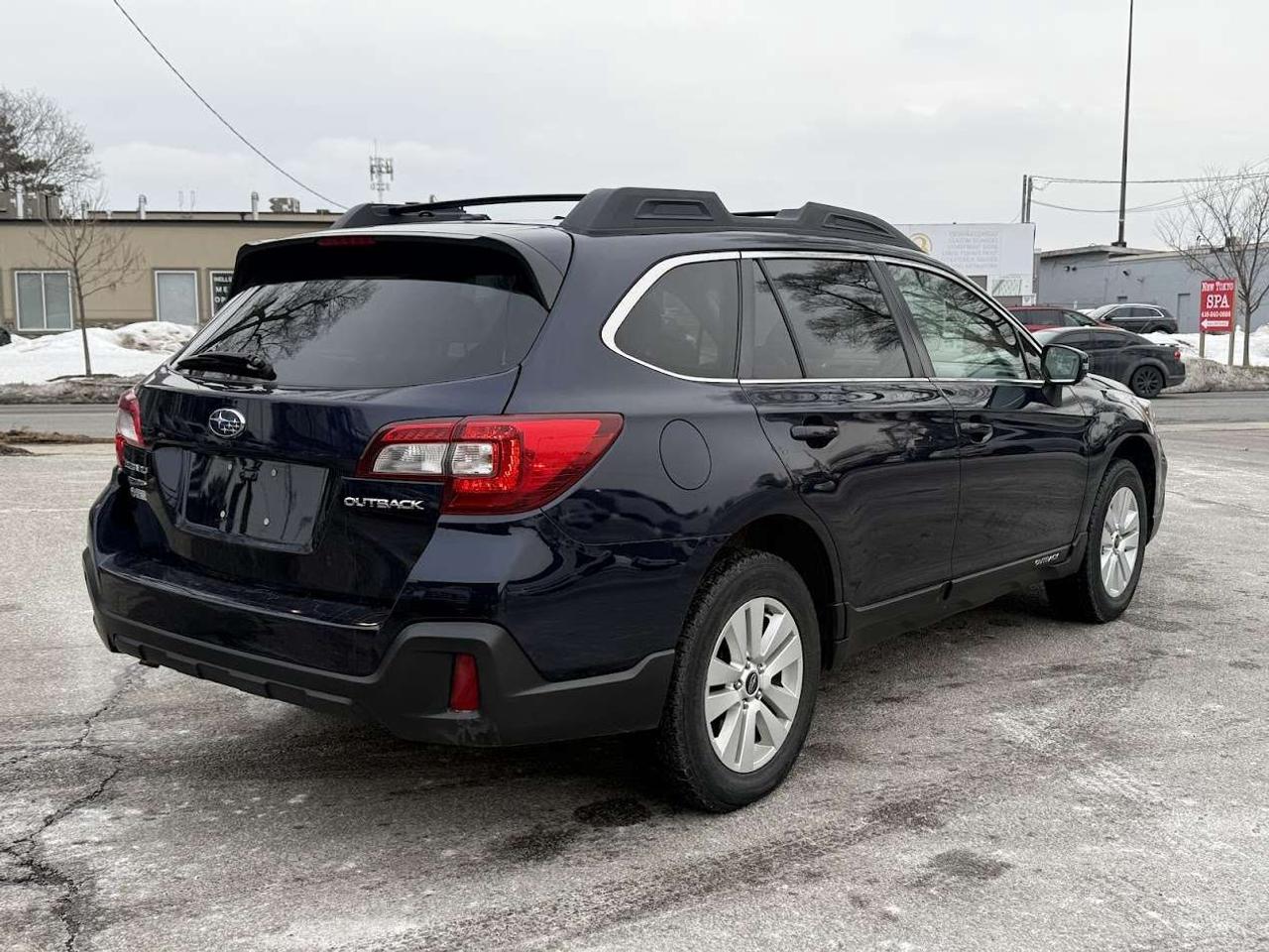 2018 Subaru Outback No Accidents l Touring l AWD l 2.5i l 4Cyl l Photo