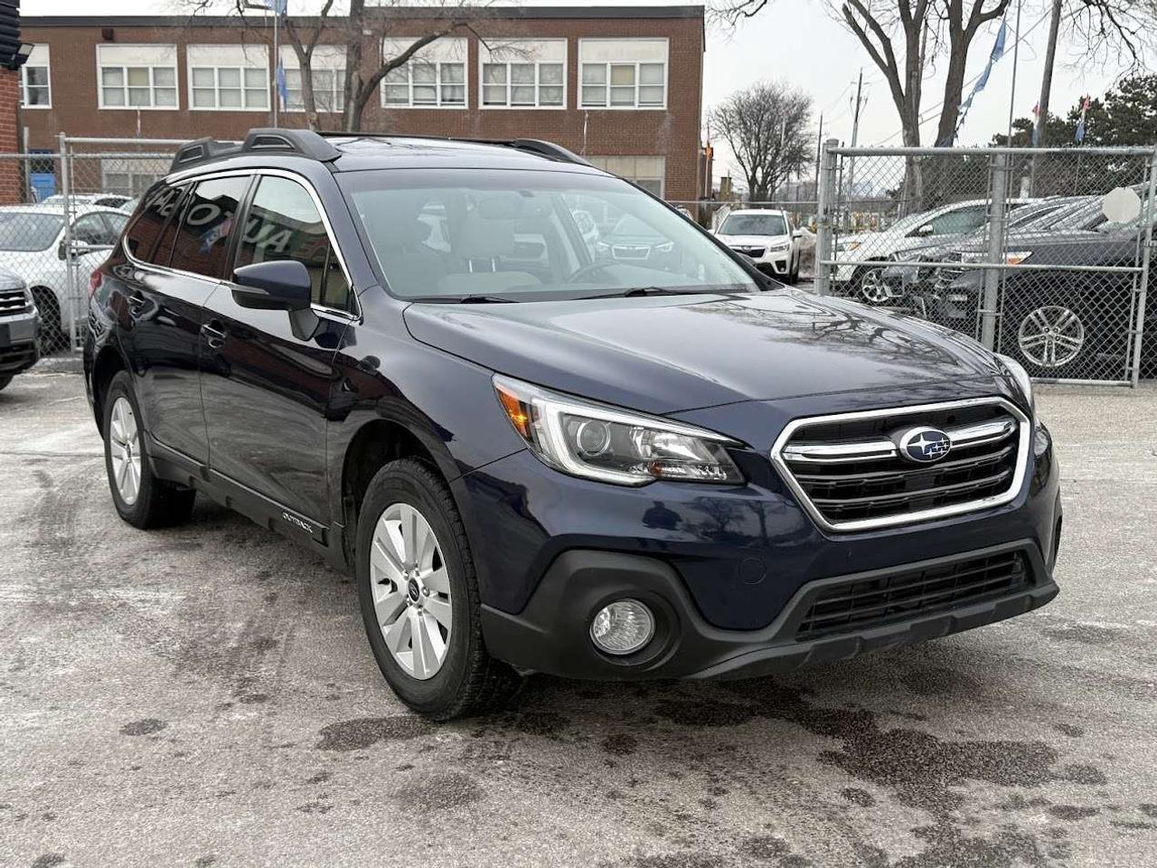 2018 Subaru Outback No Accidents l Touring l AWD l 2.5i l 4Cyl l Photo