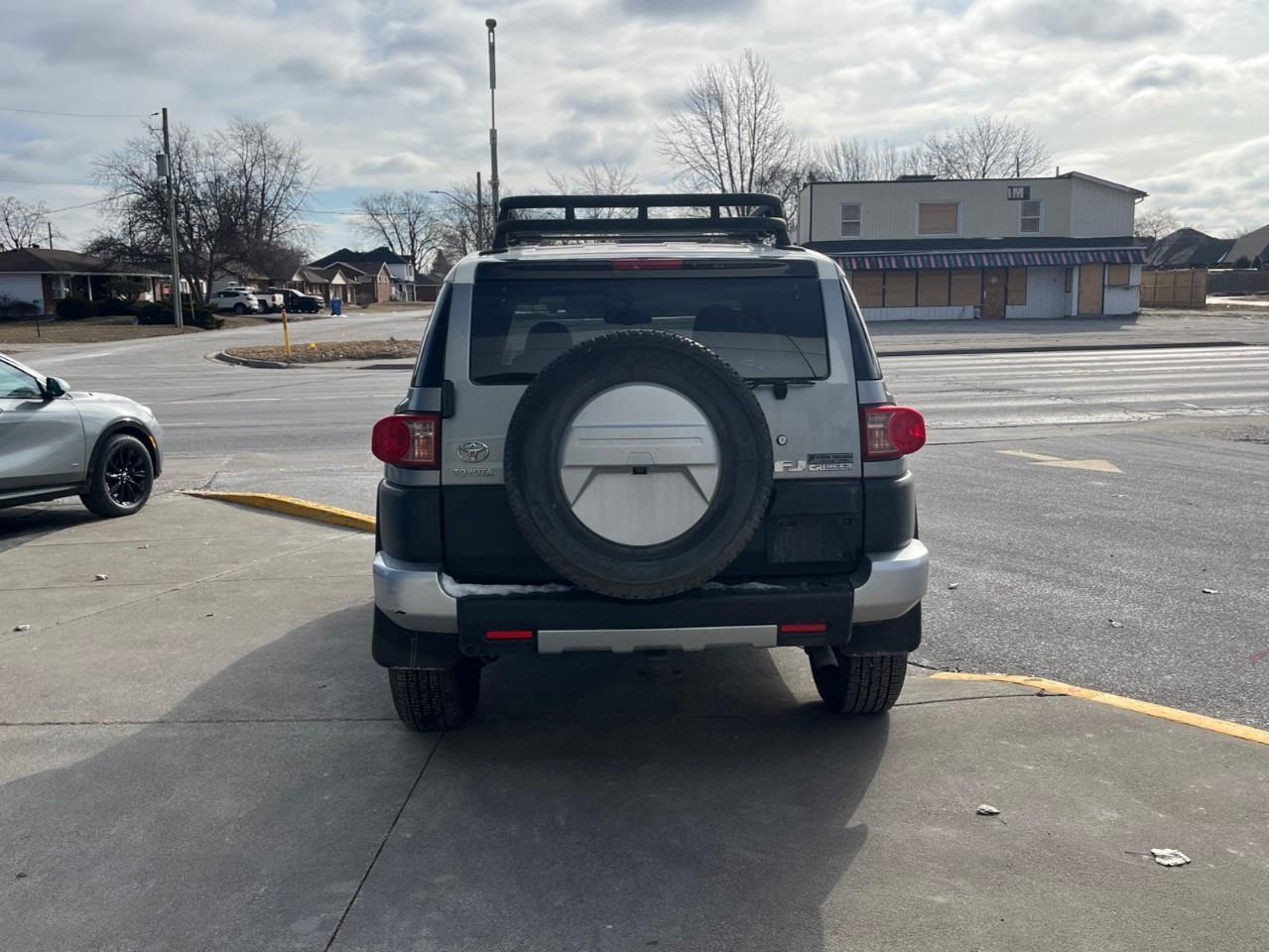 2009 Toyota FJ Cruiser ADVENTURE PKG A TRUE LEGEND Photo